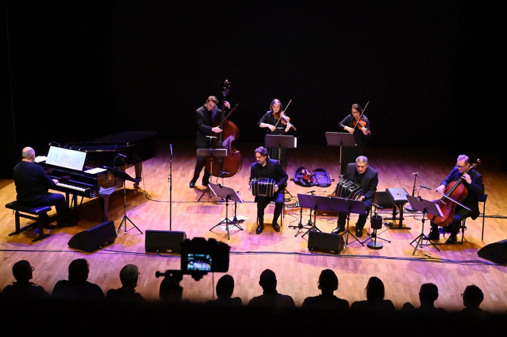 Pablo Jaurena, Orquesta Tangarte 25 år Palladium Malmö Photo: Sascha Kajic